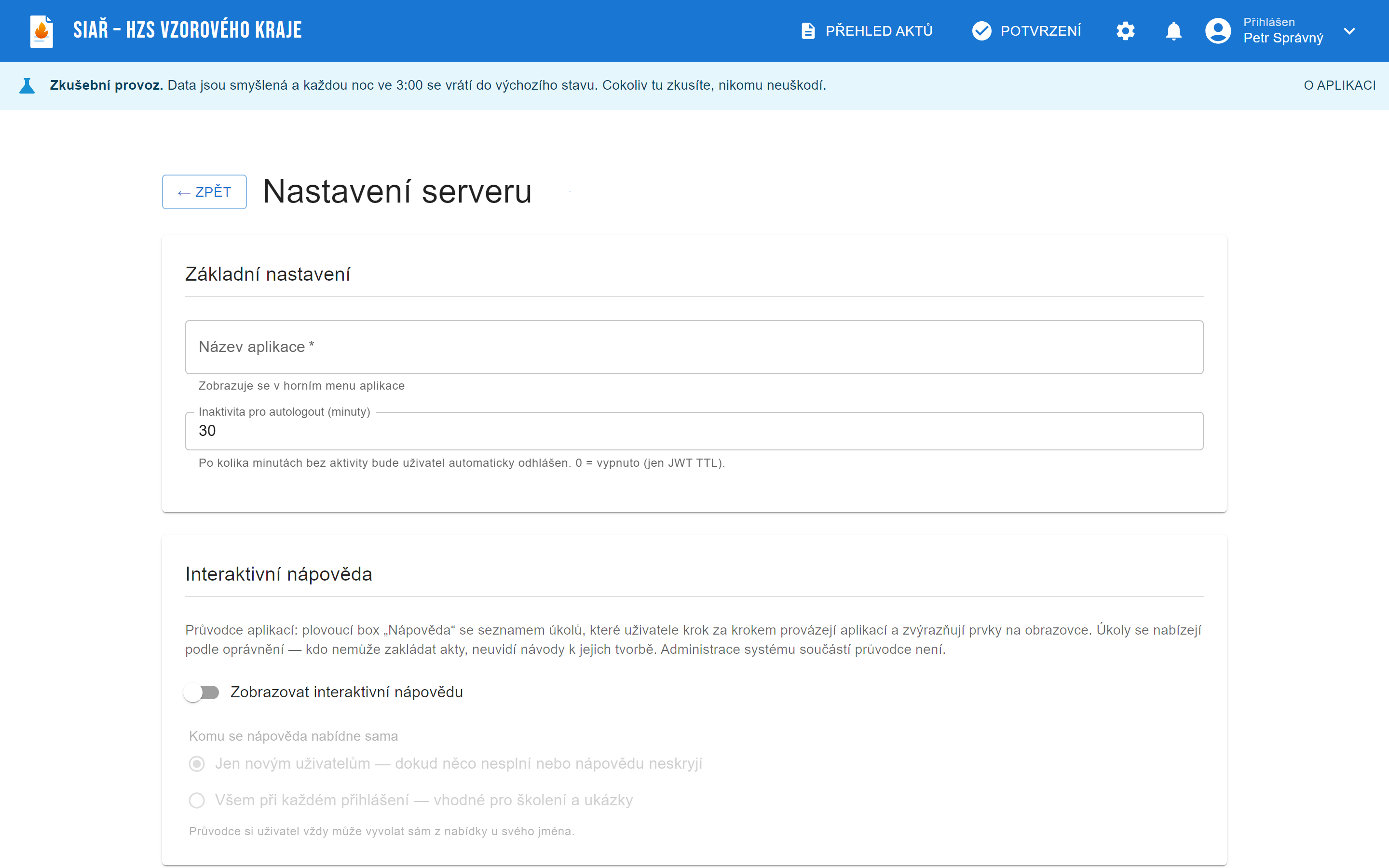 Administrace, Nastavení serveru: pole Název aplikace, pole Inaktivita pro autologout s hodnotou 30 minut a sekce Interaktivní nápověda s přepínačem a volbou, komu se nápověda nabídne sama.